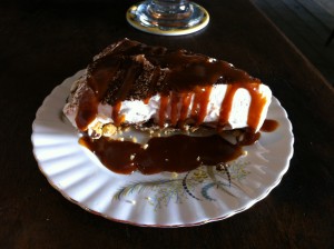 Banana chocolate cream pie at Chivit Thamma Da